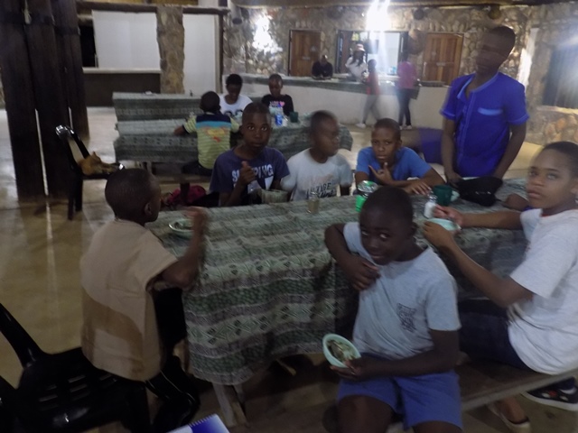 centenary school grade6 outdoor trip breakfast